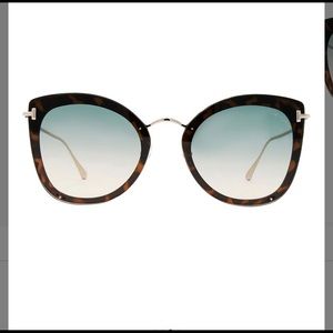 Tom Ford new sunglasses never worn